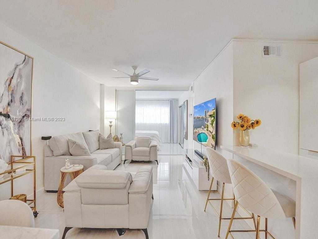 Small Image of 300 GOLDEN ISLES DR #312, Hallandale Beach Number 7