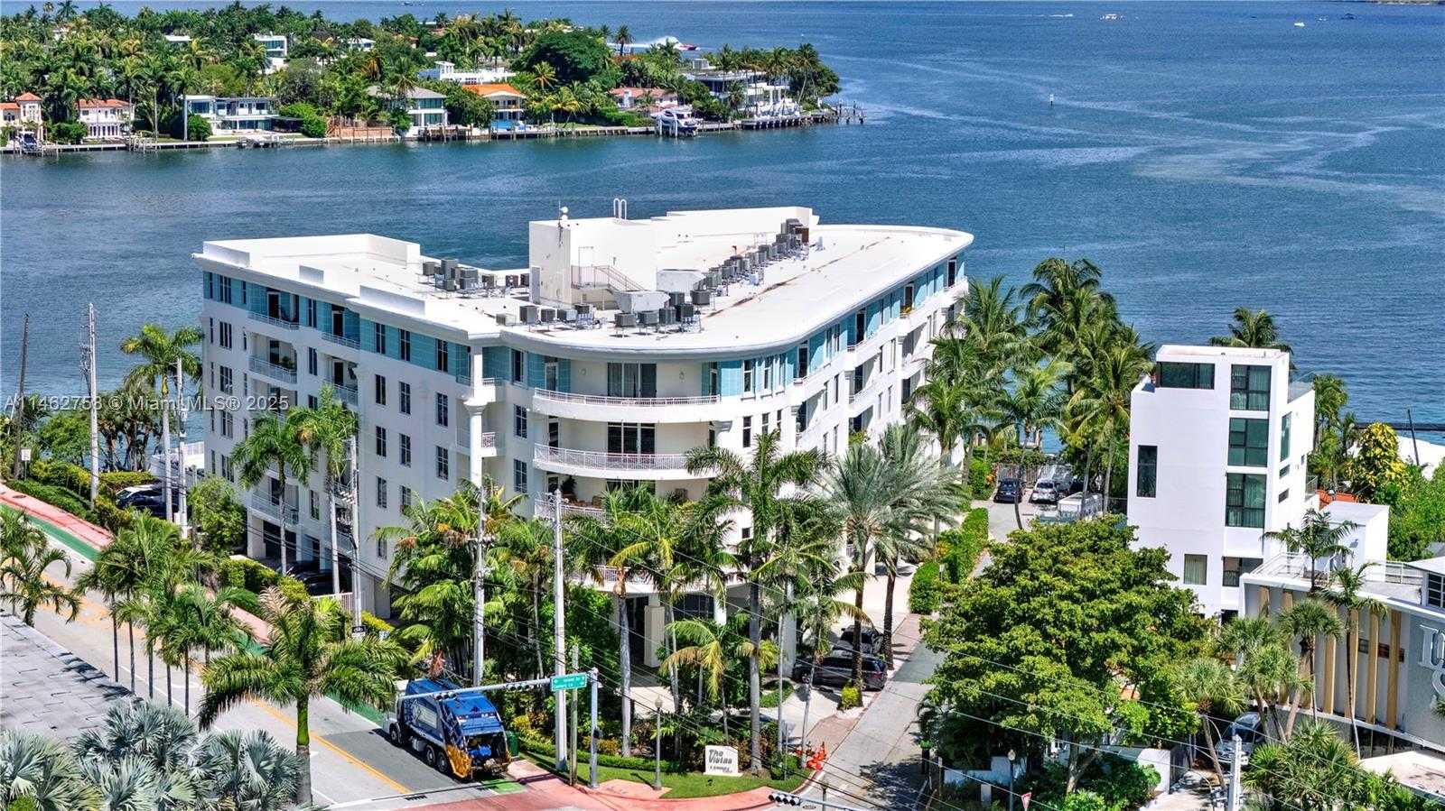 Small Image of 1 CENTURY LN #209, Miami Beach Number 1