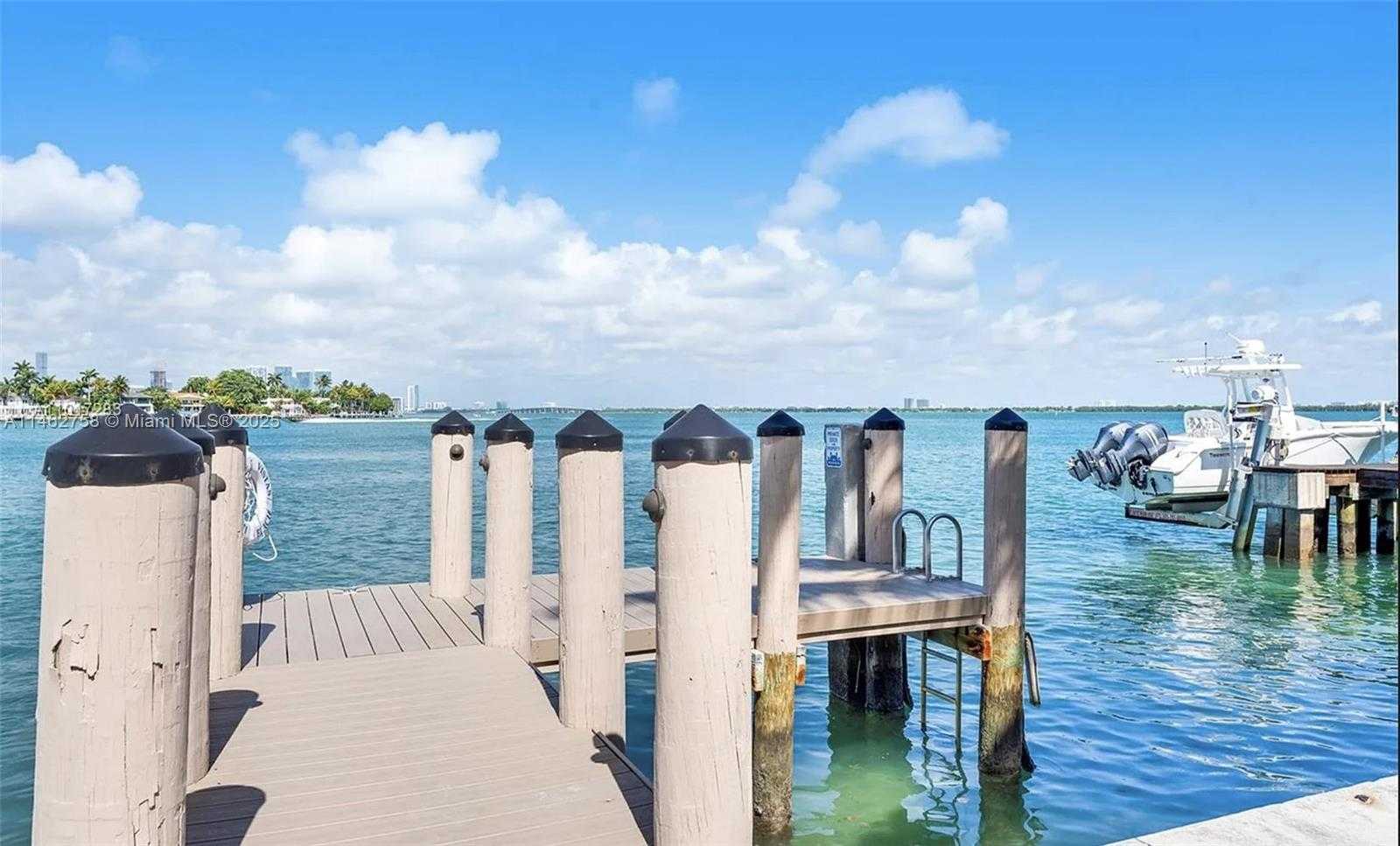 Small Image of 1 CENTURY LN #209, Miami Beach Number 31