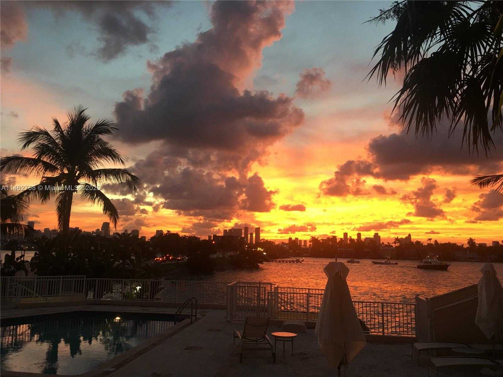 Small Image of 1 CENTURY LN #209, Miami Beach Number 34