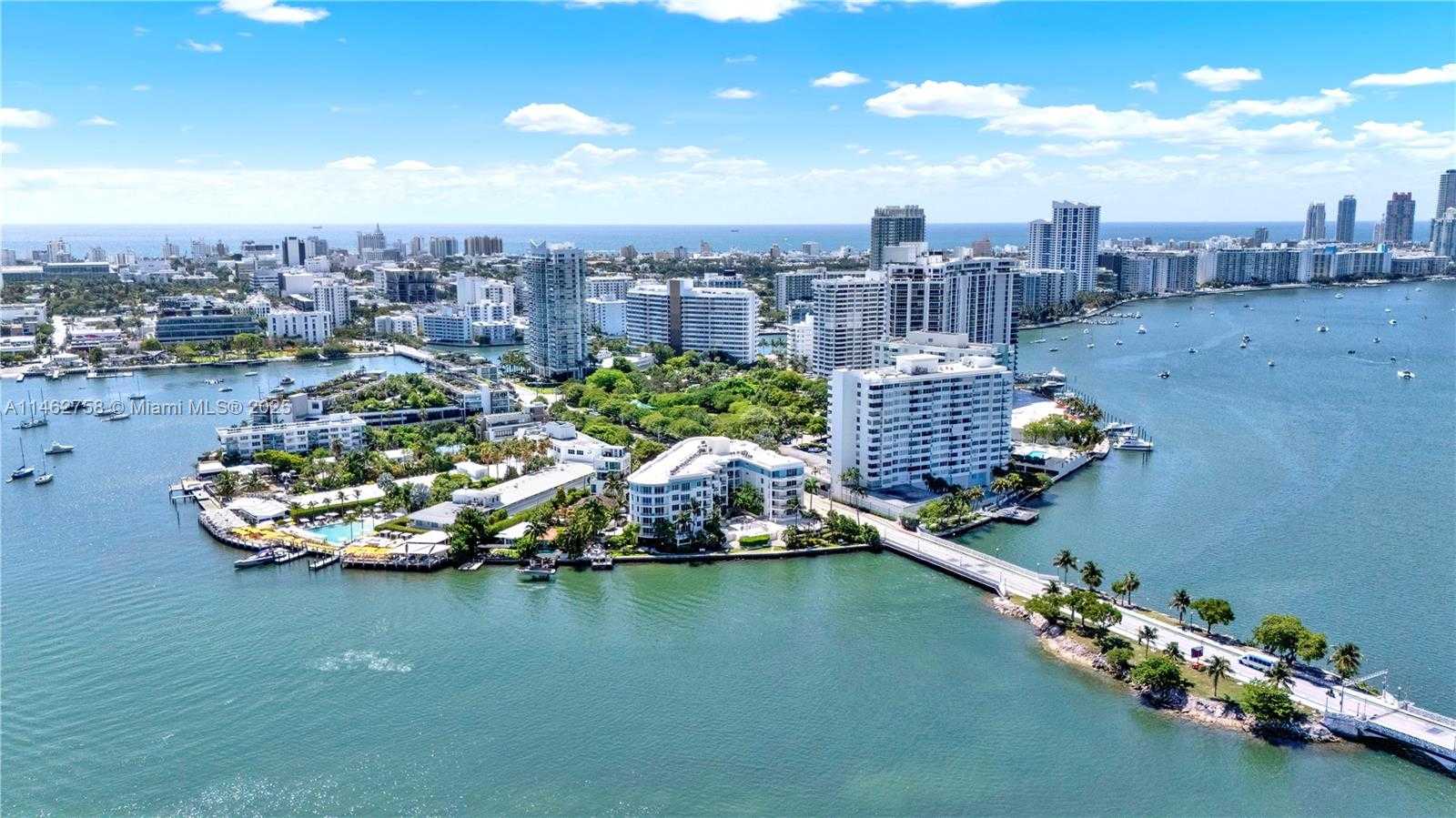 Small Image of 1 CENTURY LN #209, Miami Beach Number 45