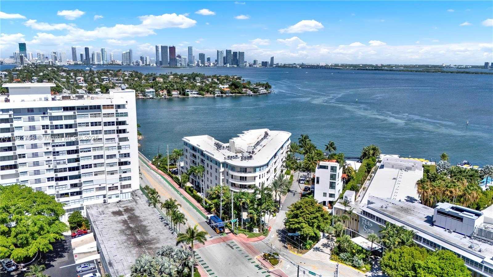 Small Image of 1 CENTURY LN #209, Miami Beach Number 46