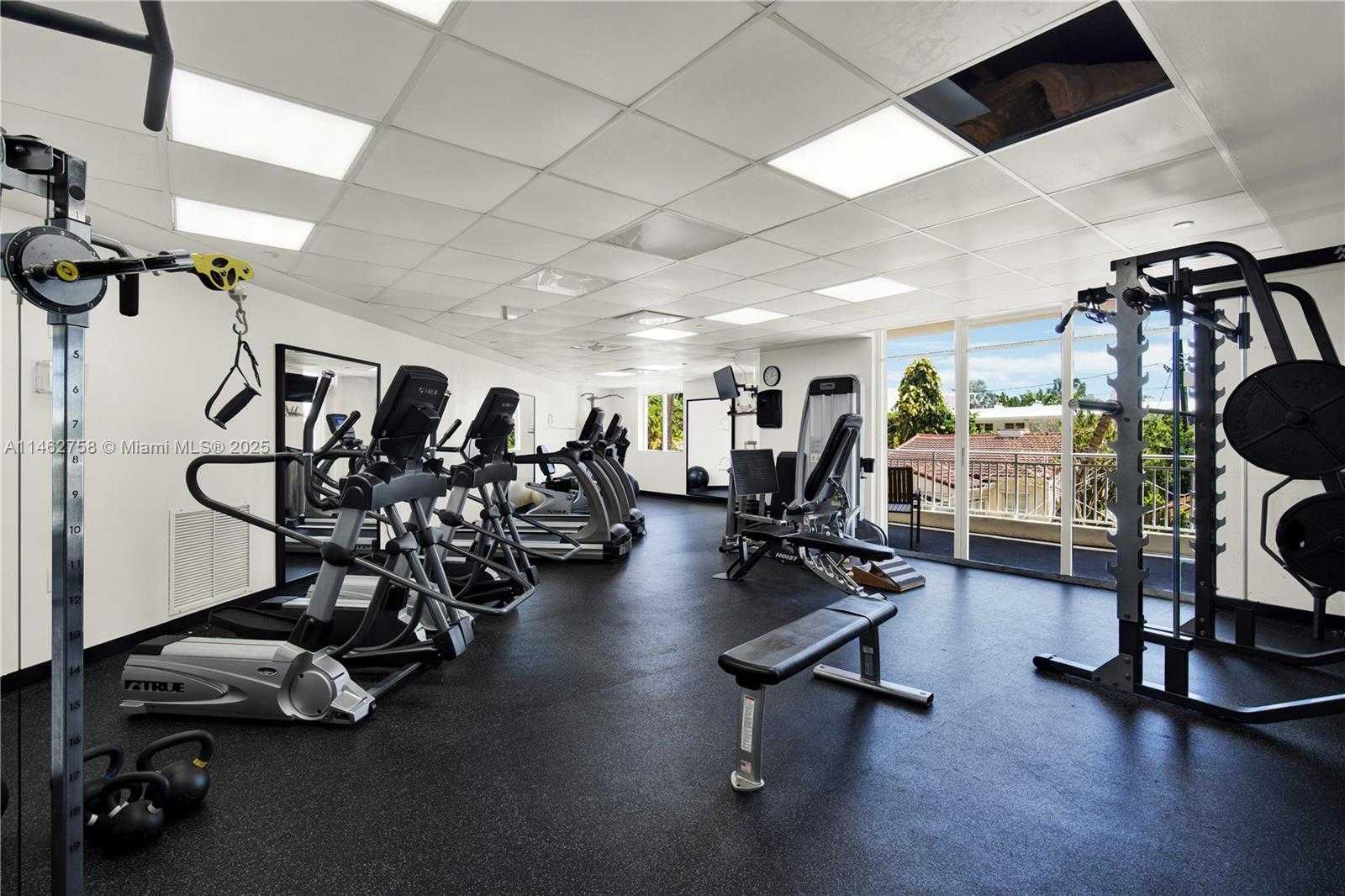 Small Image of 1 CENTURY LN #209, Miami Beach Number 52