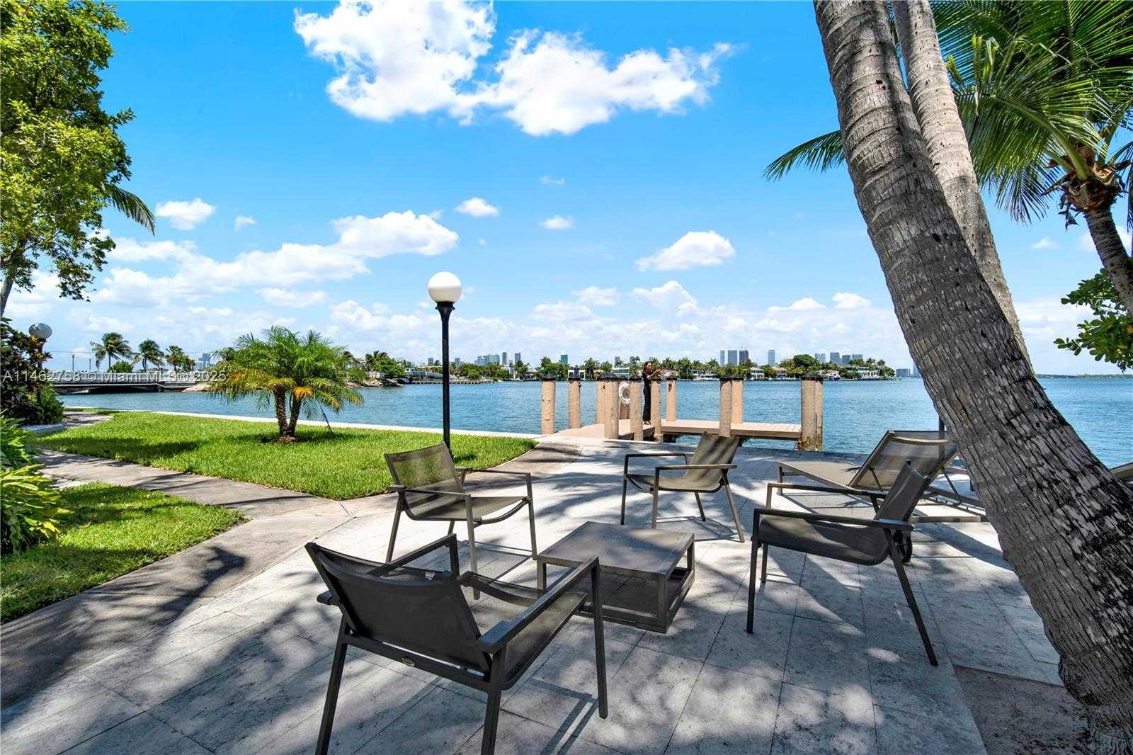 Small Image of 1 CENTURY LN #209, Miami Beach Number 53