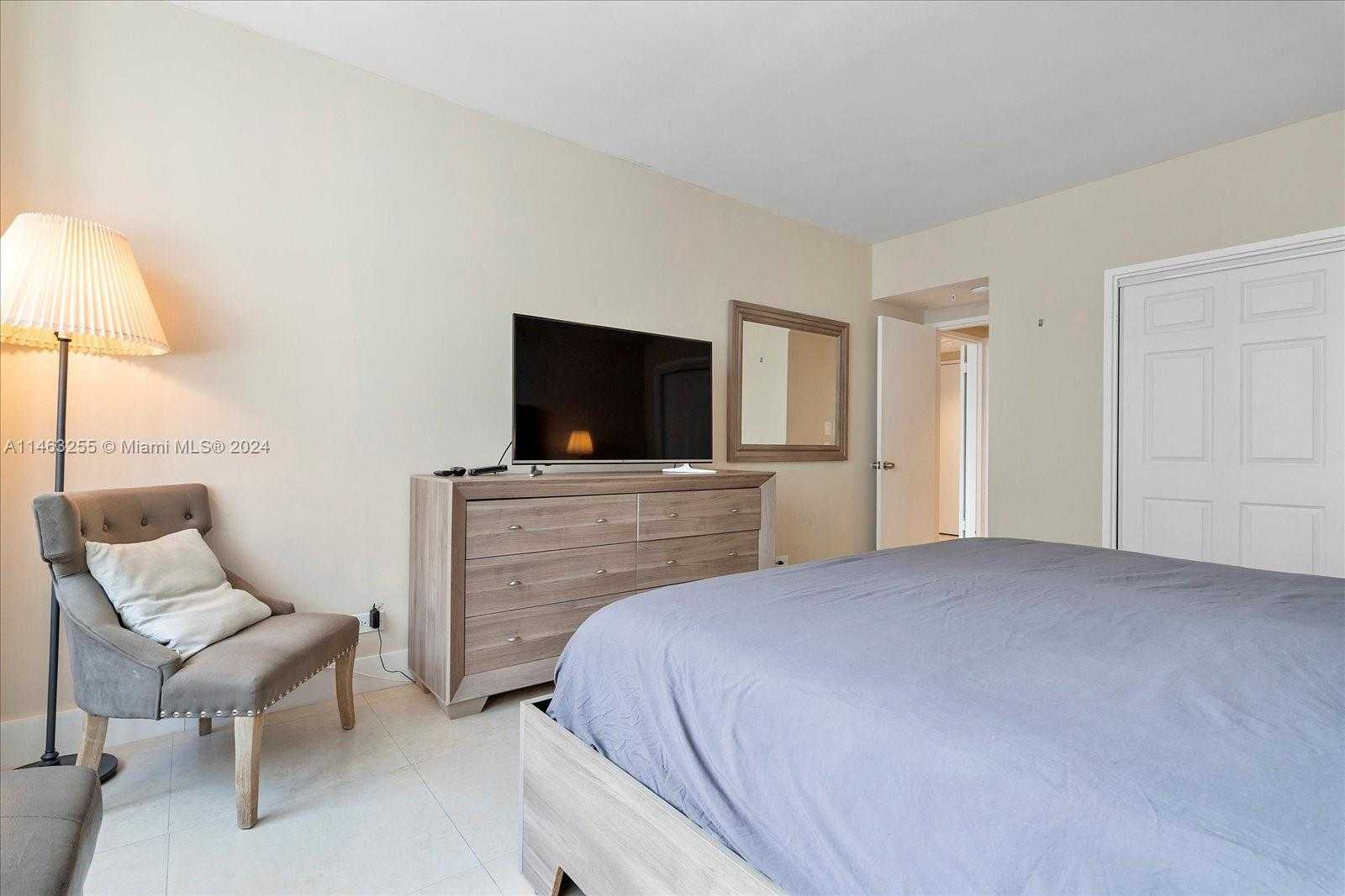 Small Image of 5601 COLLINS AVE #1514, Miami Beach Number 33