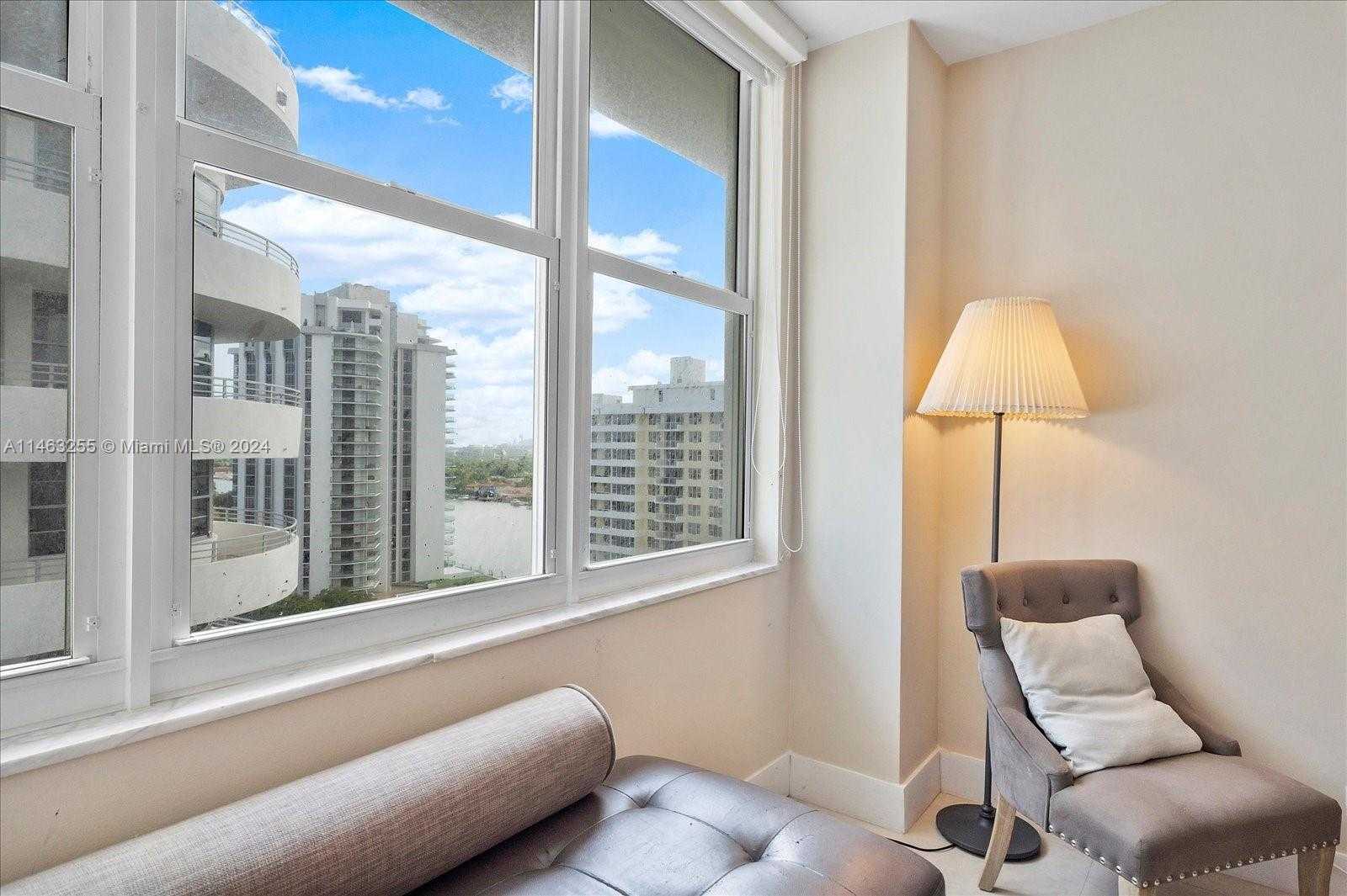 Small Image of 5601 COLLINS AVE #1514, Miami Beach Number 35