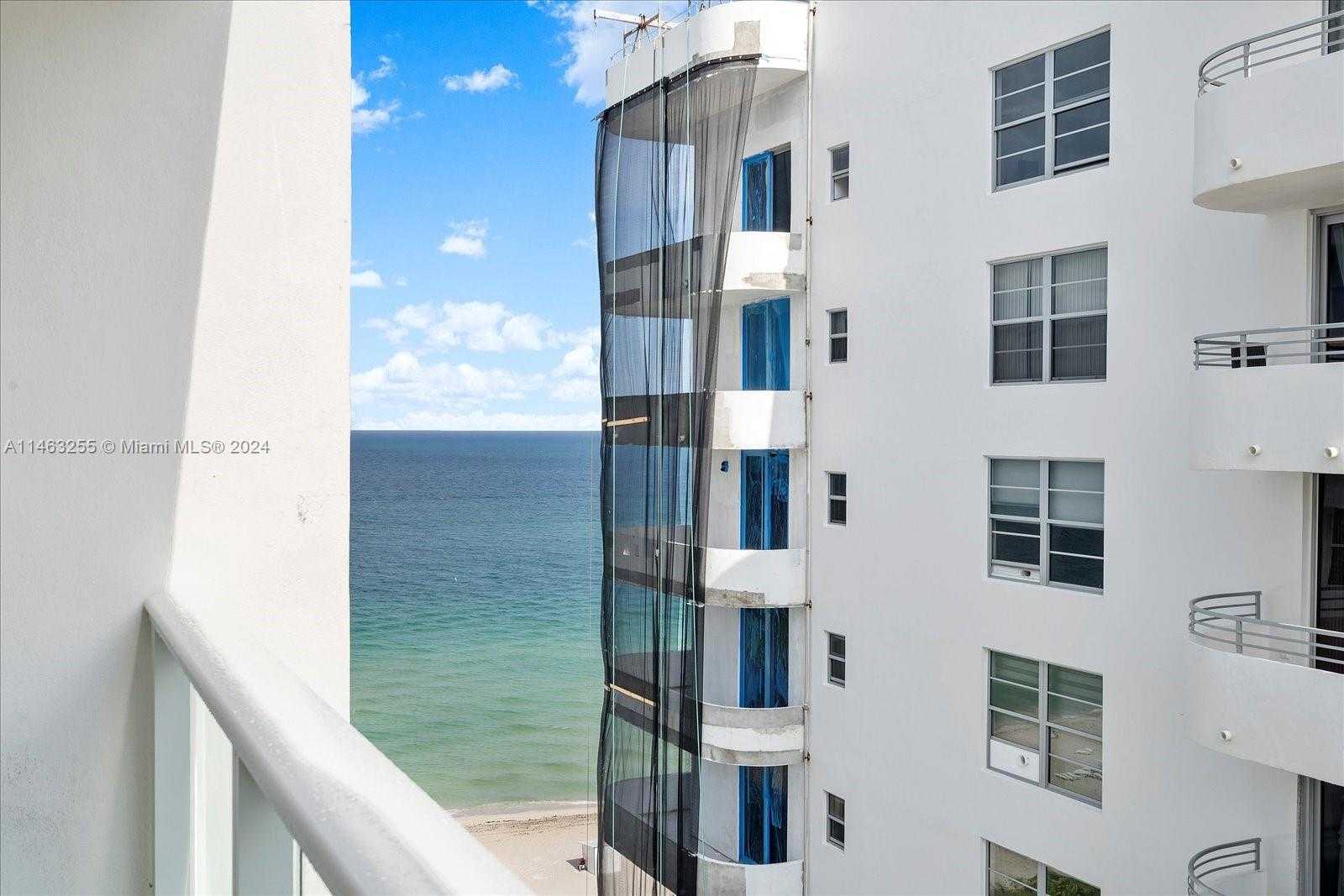 Small Image of 5601 COLLINS AVE #1514, Miami Beach Number 40