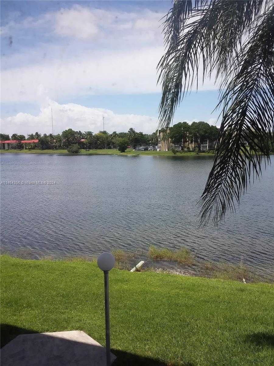 Small Image of 875 NORTH EAST 195TH ST #211, Miami Number 14