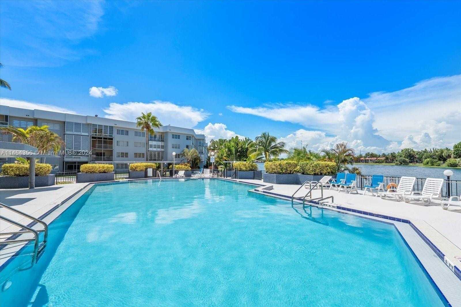 Small Image of 875 NORTH EAST 195TH ST #211, Miami Number 16