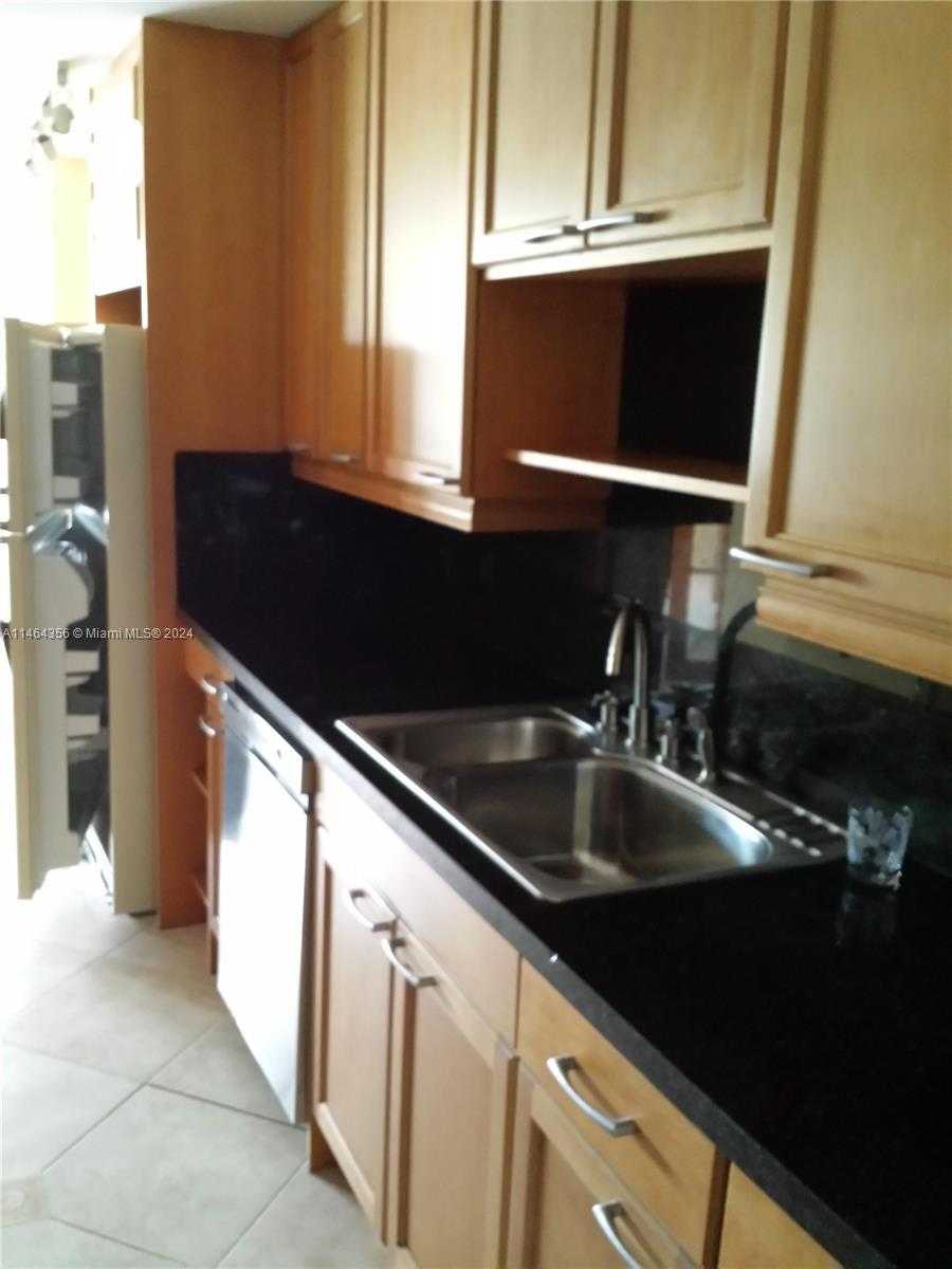 Small Image of 875 NORTH EAST 195TH ST #211, Miami Number 7