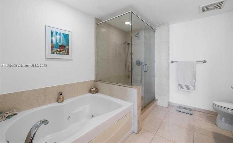 Small Image of 50 BISCAYNE BLVD #2111, Miami Number 21