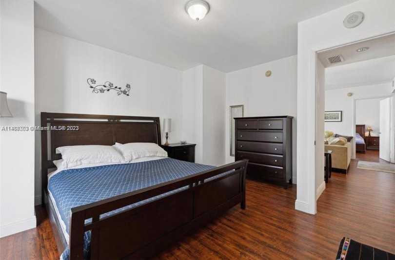 Small Image of 50 BISCAYNE BLVD #2111, Miami Number 26