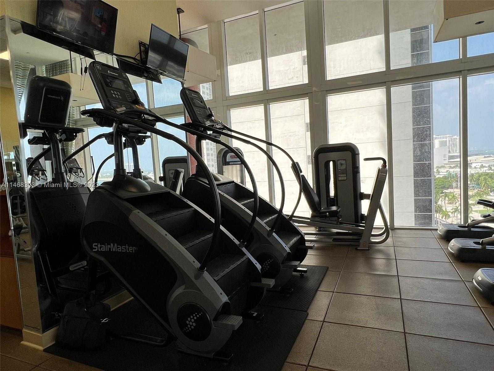 Small Image of 50 BISCAYNE BLVD #2111, Miami Number 55