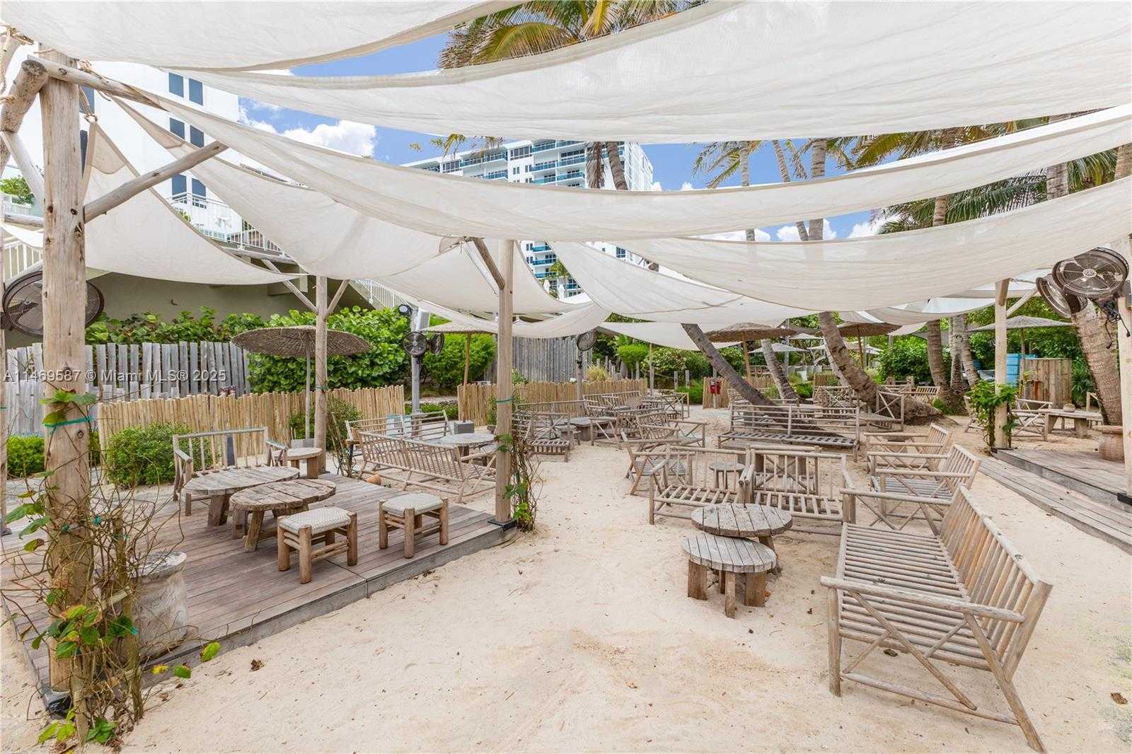 Small Image of 2301 COLLINS AVE #1038/1039, Miami Beach Number 43