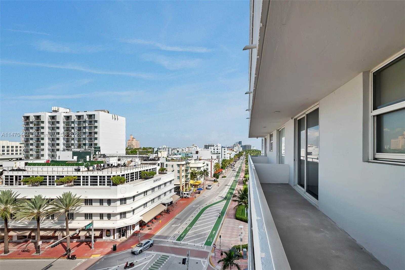 Small Image of 465 OCEAN DR #804, Miami Beach Number 10