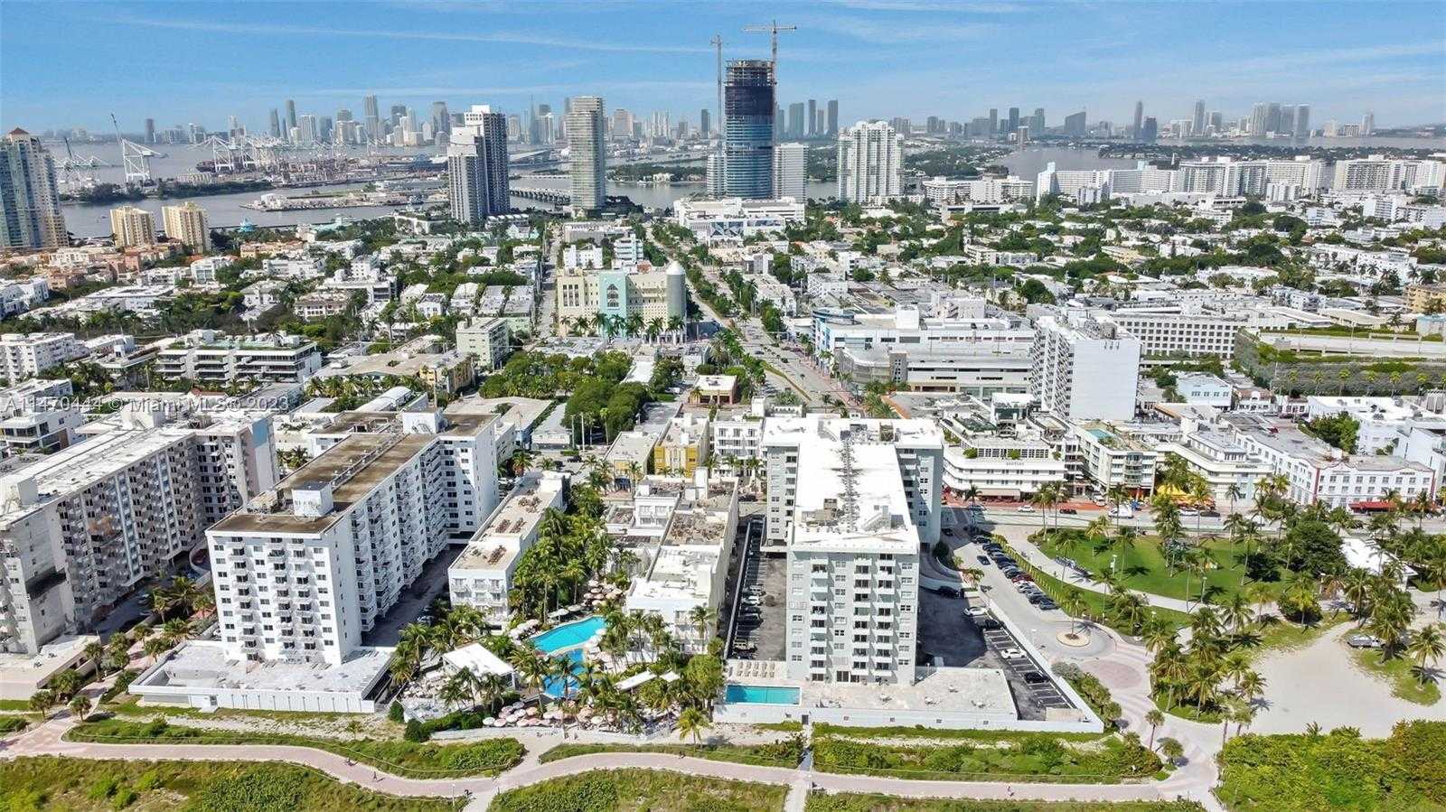 Small Image of 465 OCEAN DR #804, Miami Beach Number 29
