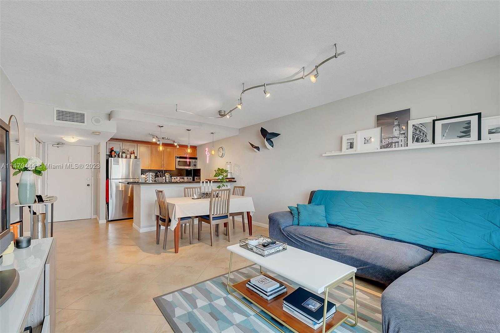 Small Image of 465 OCEAN DR #804, Miami Beach Number 37
