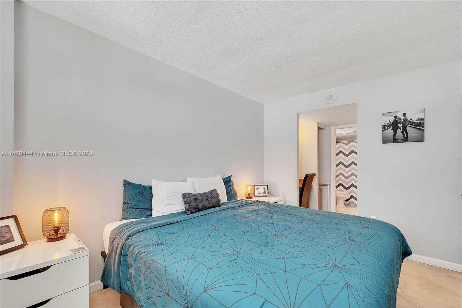 Small Image of 465 OCEAN DR #804, Miami Beach Number 41