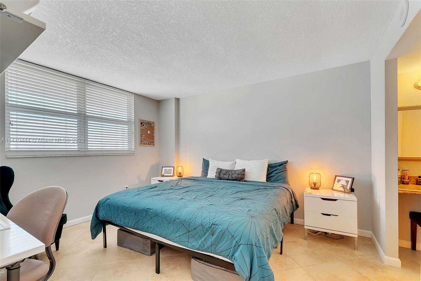 Small Image of 465 OCEAN DR #804, Miami Beach Number 49