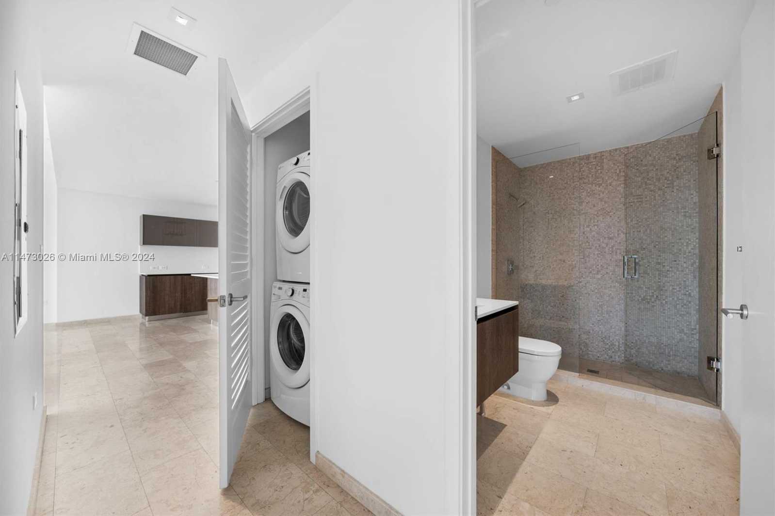 Small Image of 68 SOUTH EAST 6TH ST #2410, Miami Number 15