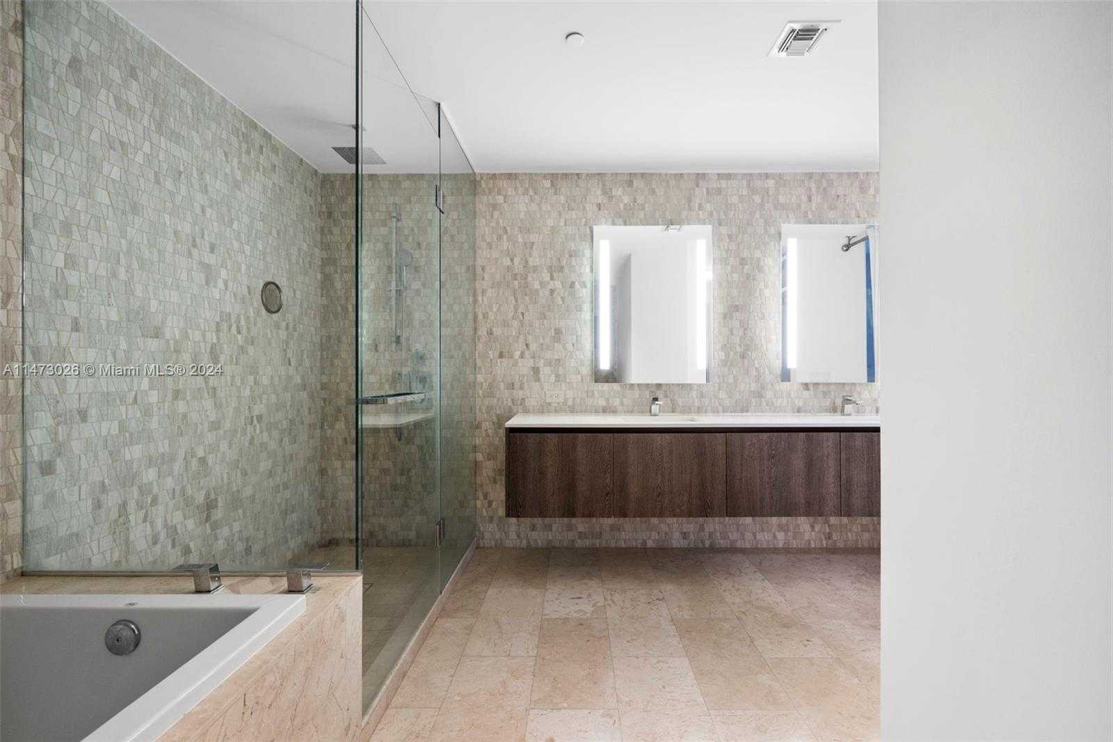 Small Image of 68 SOUTH EAST 6TH ST #2410, Miami Number 22