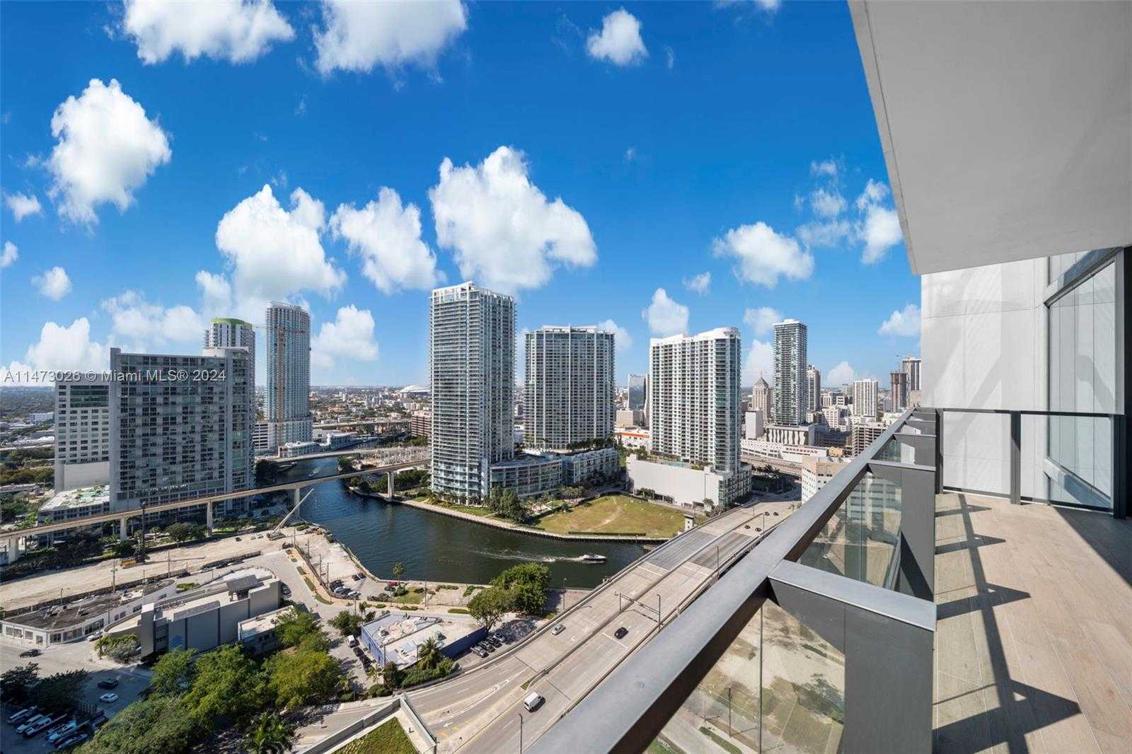Small Image of 68 SOUTH EAST 6TH ST #2410, Miami Number 27
