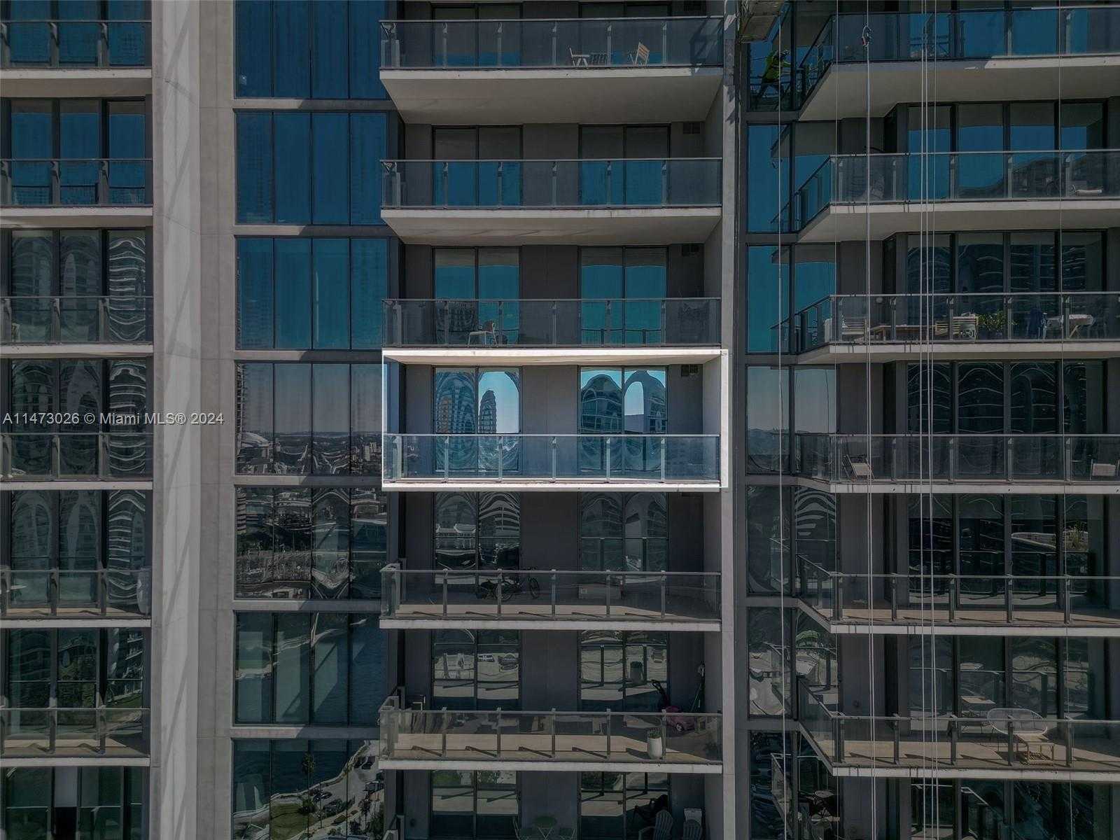 Small Image of 68 SOUTH EAST 6TH ST #2410, Miami Number 32