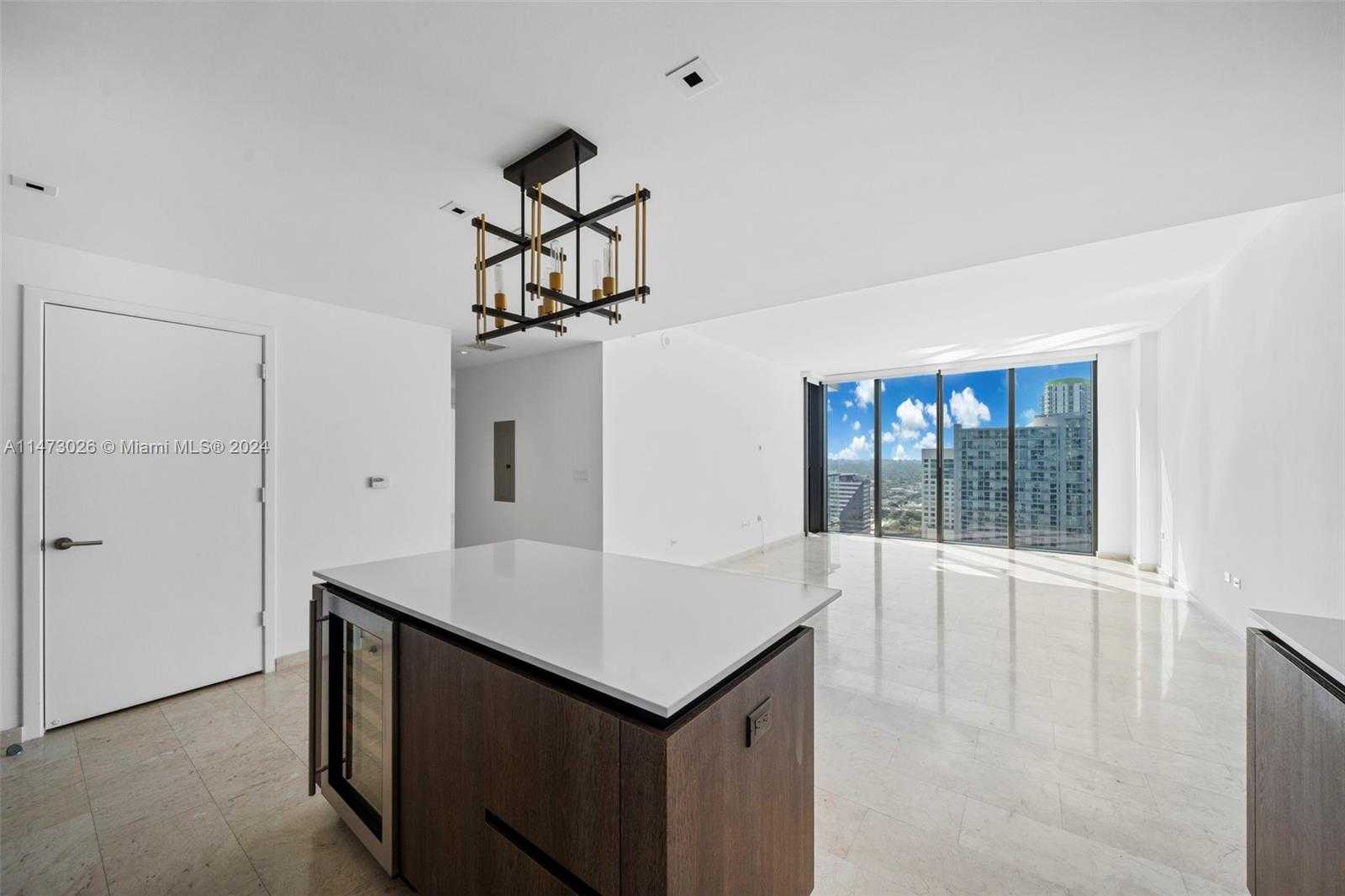 Small Image of 68 SOUTH EAST 6TH ST #2410, Miami Number 9