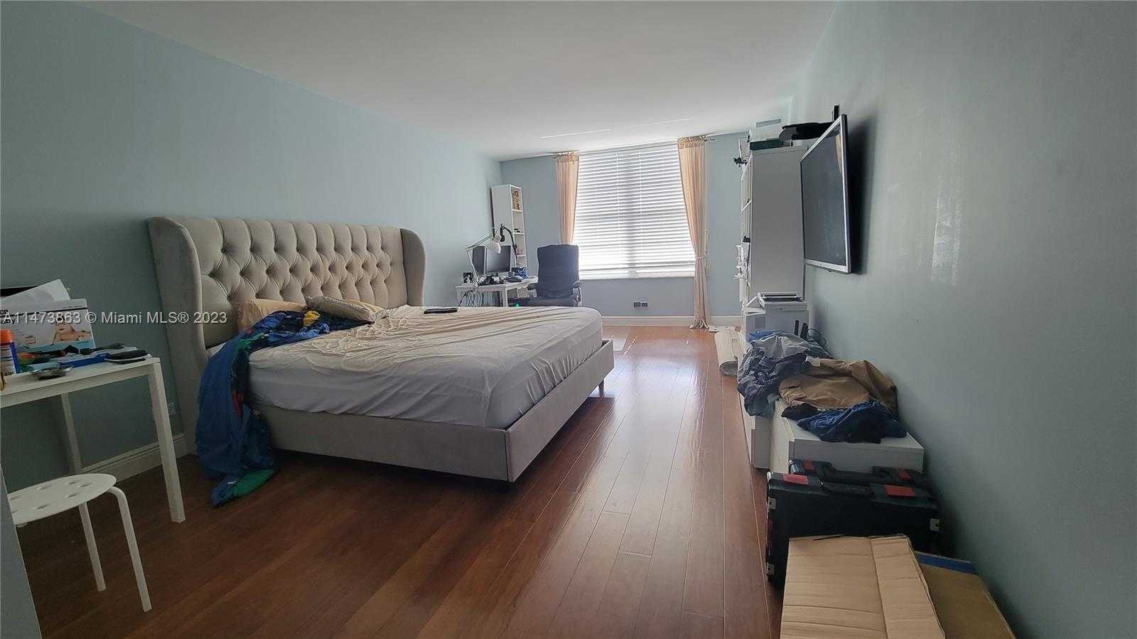 Small Image of 231 174TH ST #304, Sunny Isles Beach Number 3