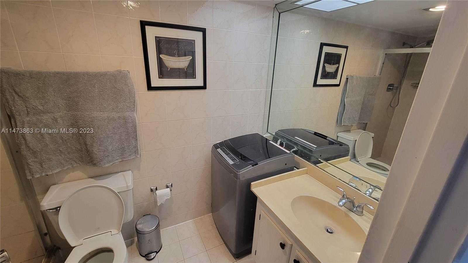 Small Image of 231 174TH ST #304, Sunny Isles Beach Number 4