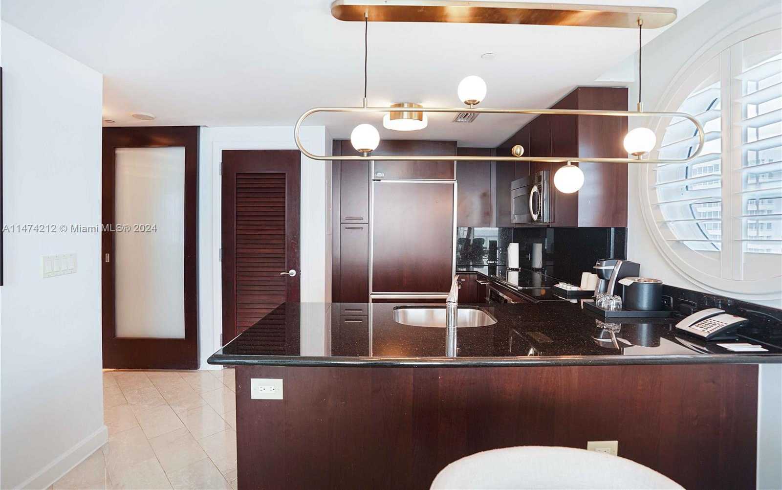 Small Image of 4391 COLLINS AVE #709, Miami Beach Number 17