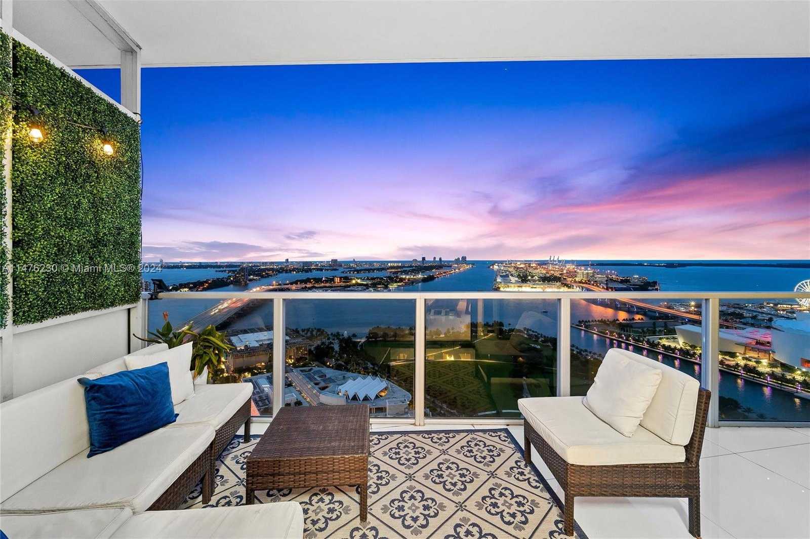 Small Image of 1100 BISCAYNE BLVD #3303, Miami Number 4