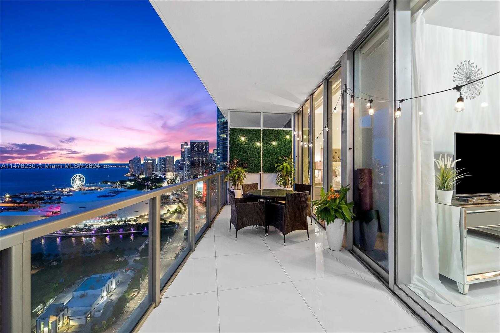 Small Image of 1100 BISCAYNE BLVD #3303, Miami Number 5