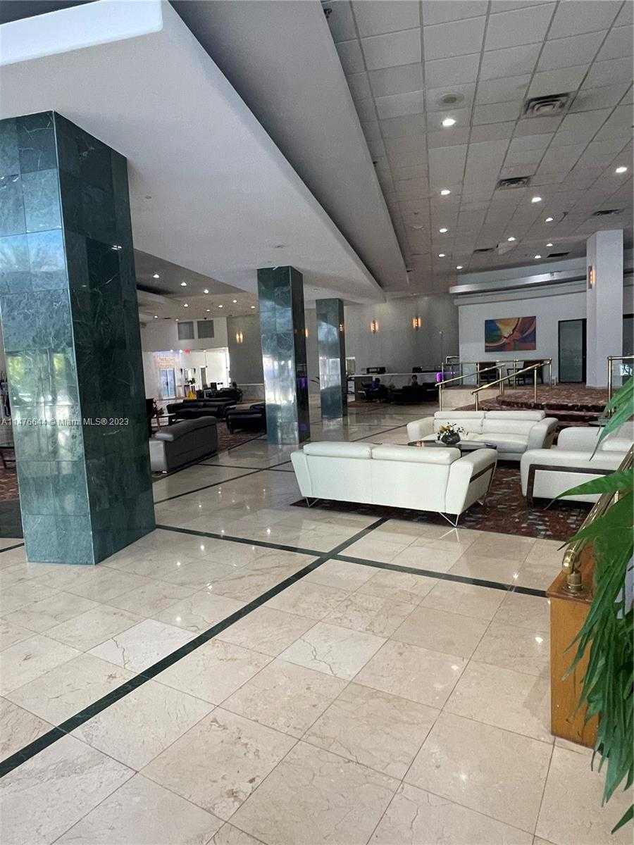 Small Image of 6345 COLLINS AVE #512, Miami Beach Number 12
