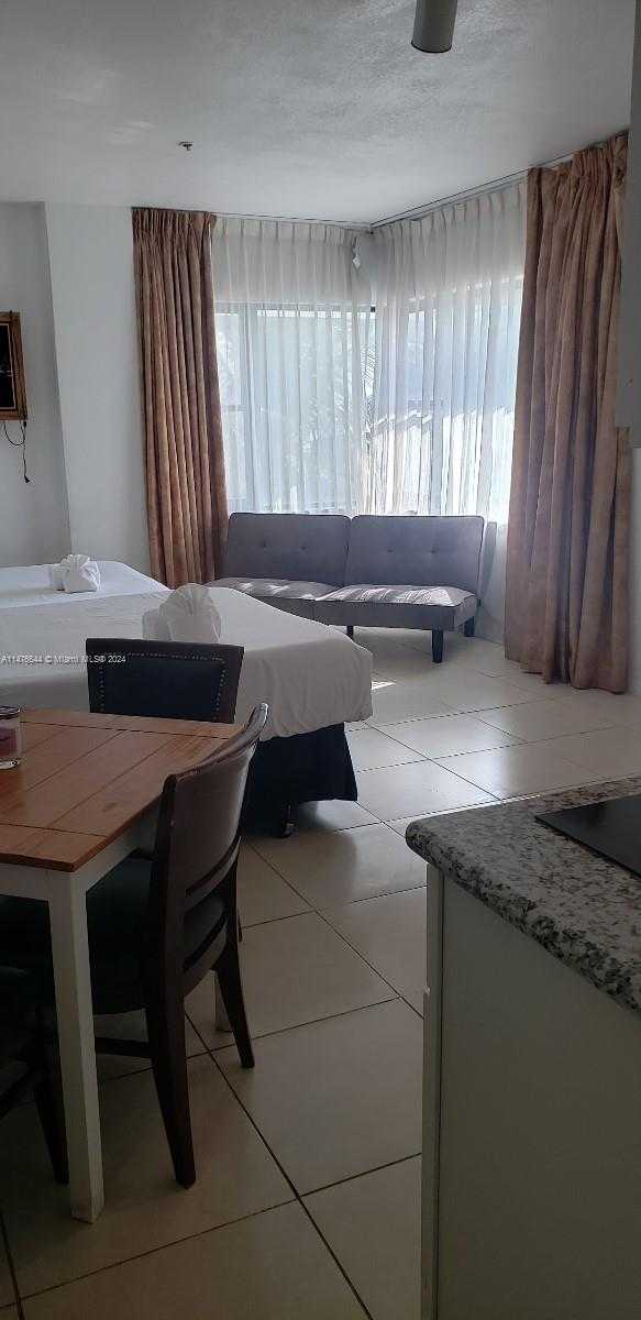 Small Image of 6345 COLLINS AVE #512, Miami Beach Number 21