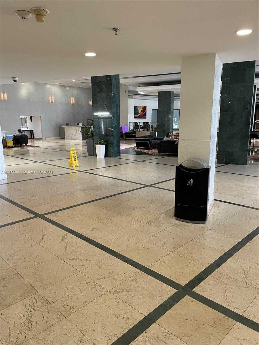 Small Image of 6345 COLLINS AVE #512, Miami Beach Number 8