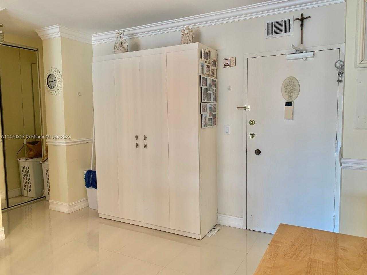 Small Image of 1985 SOUTH OCEAN DR #3C, Hallandale Beach Number 8
