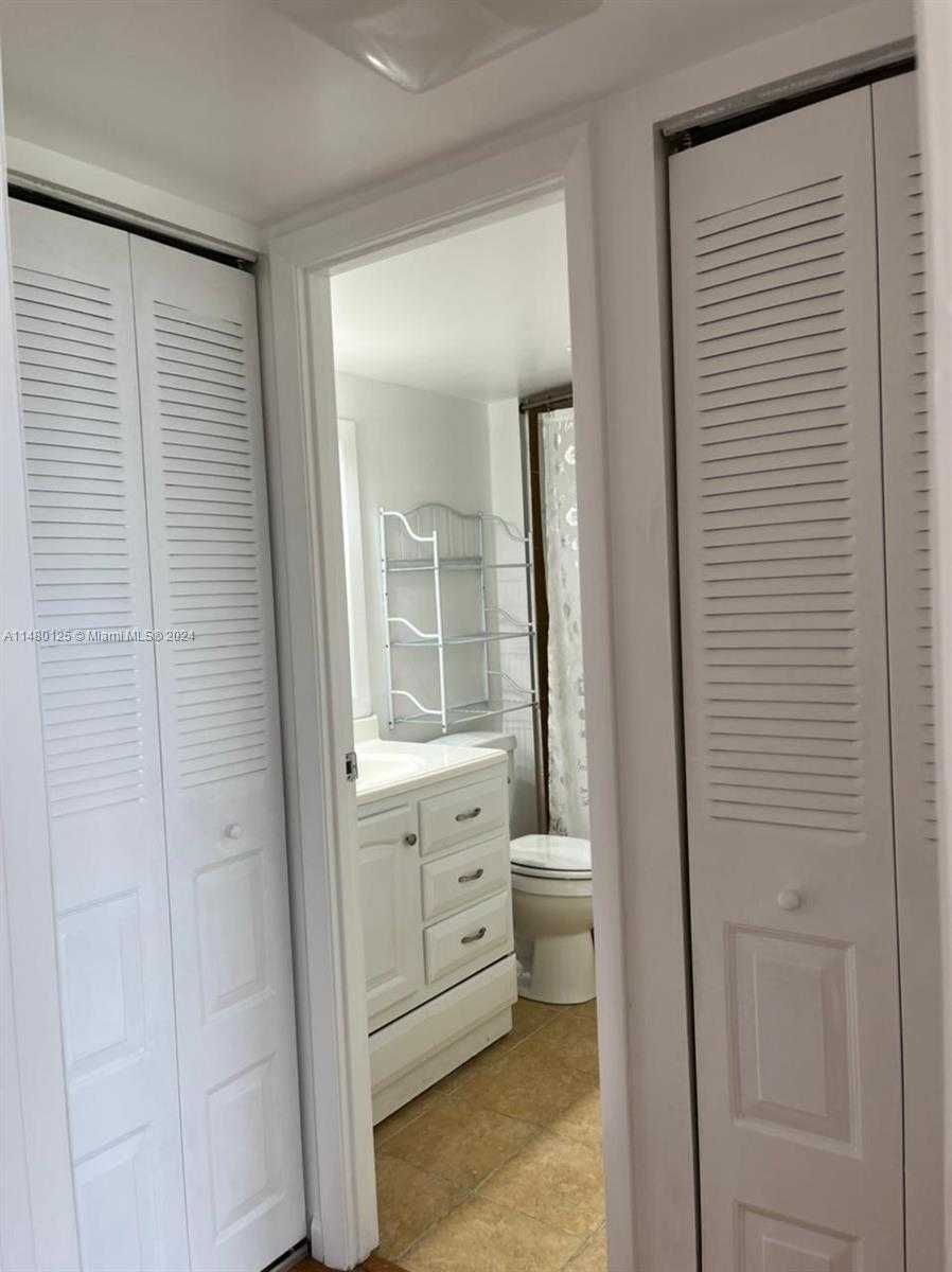 Small Image of 20335 WEST COUNTRY CLUB DR #906, Aventura Number 12