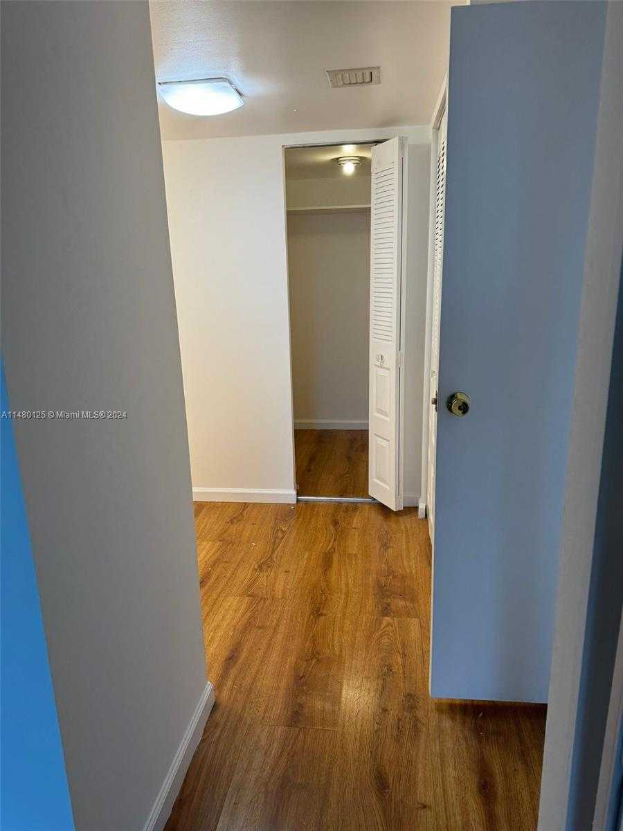 Small Image of 20335 WEST COUNTRY CLUB DR #906, Aventura Number 25