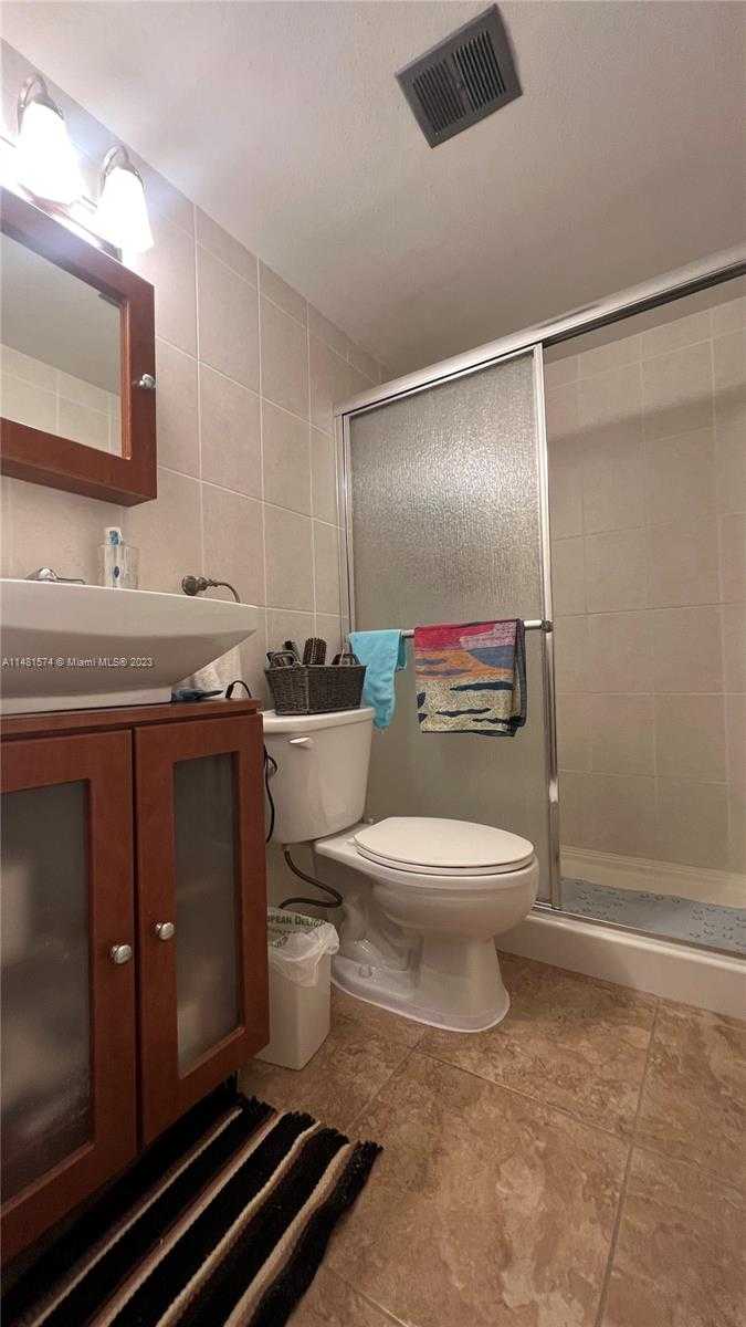 Small Image of 15610 NORTH EAST 6TH AVE #24B, Miami Number 10