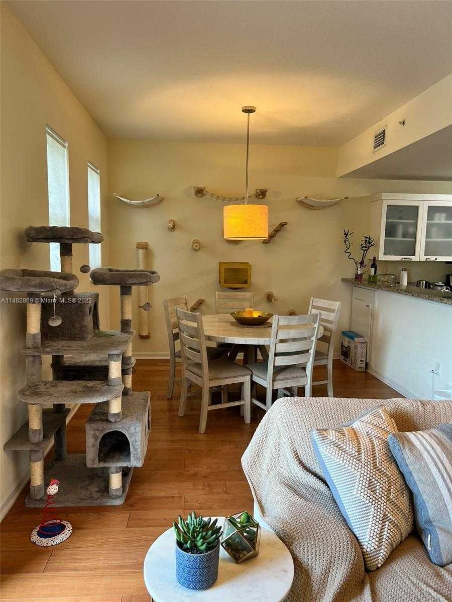 Small Image of 10902 NORTH WEST 83RD ST #207, Doral Number 2