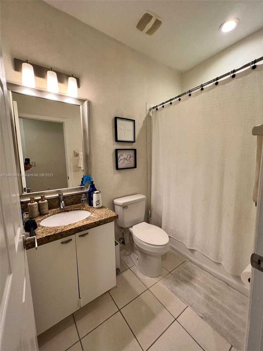 Small Image of 10902 NORTH WEST 83RD ST #207, Doral Number 5
