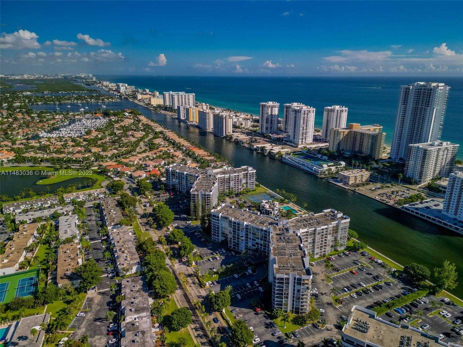 Small Image of 800 PARKVIEW DR #302, Hallandale Beach Number 13