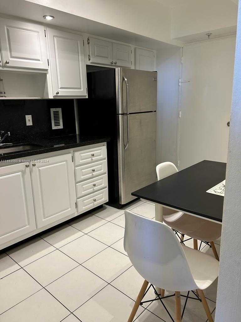 Small Image of 3901 SOUTH OCEAN DR #6S, Hollywood Number 5