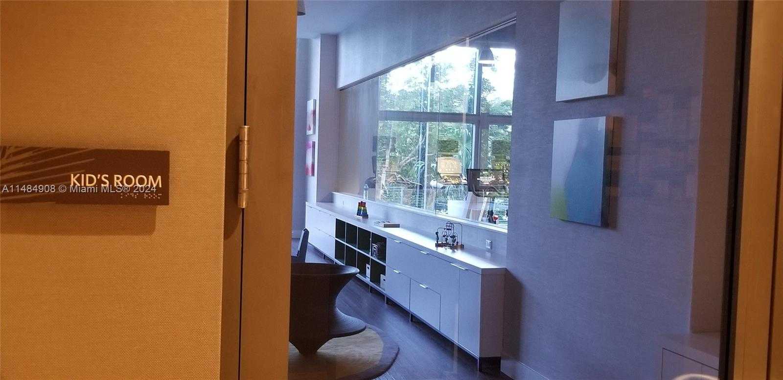Small Image of 16385 BISCAYNE BLVD #420, North Miami Beach Number 53