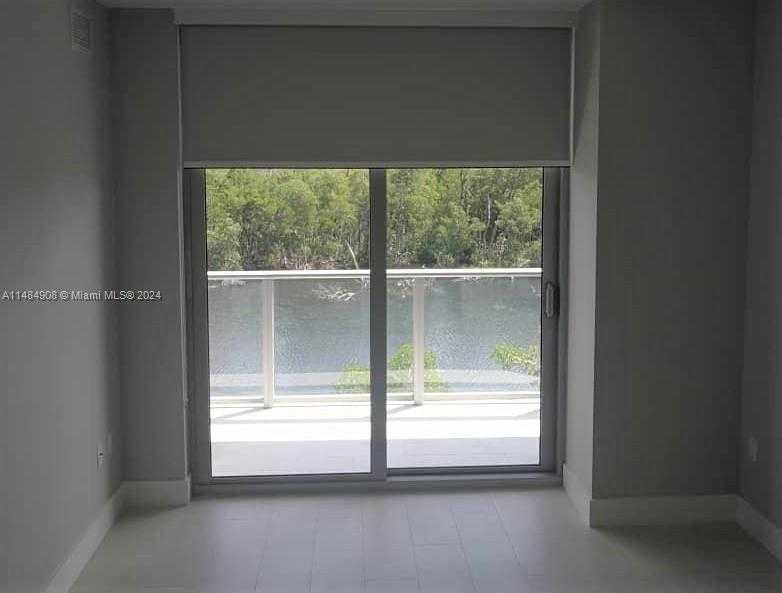 Small Image of 16385 BISCAYNE BLVD #420, North Miami Beach Number 69