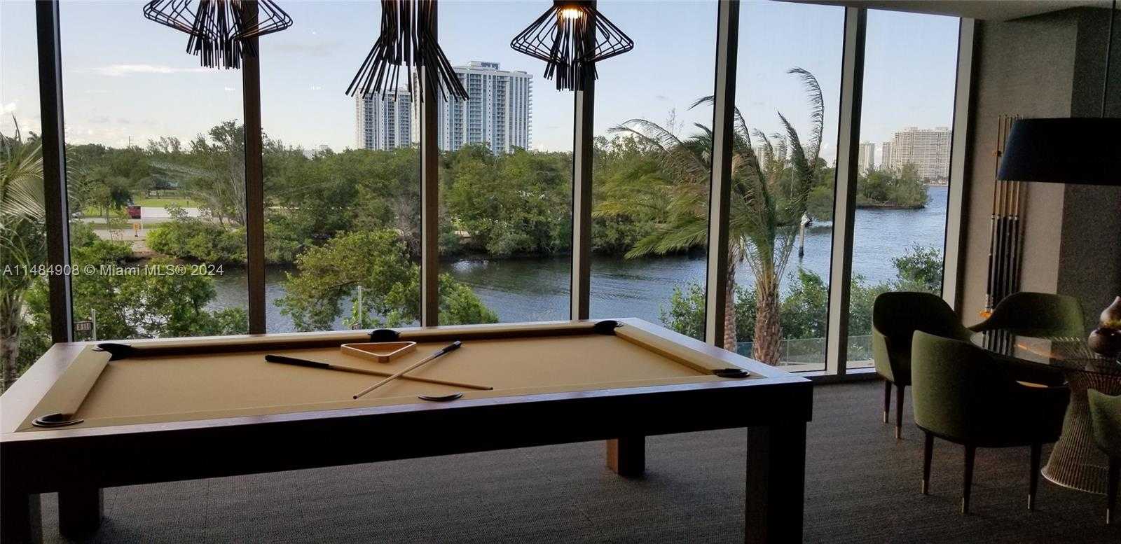 Small Image of 16385 BISCAYNE BLVD #420, North Miami Beach Number 9