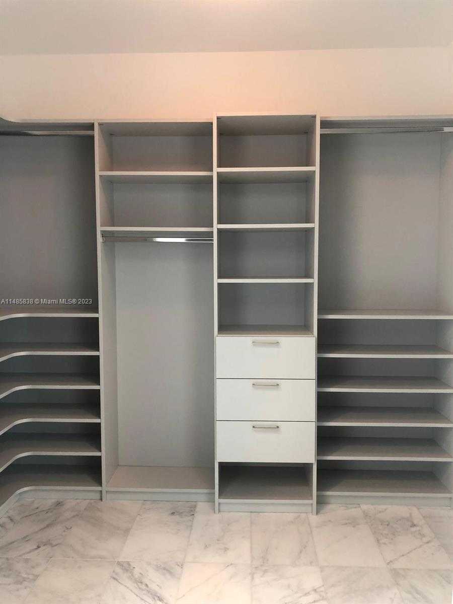 Small Image of 480 NORTH EAST 31 STREET #3907, Miami Number 12
