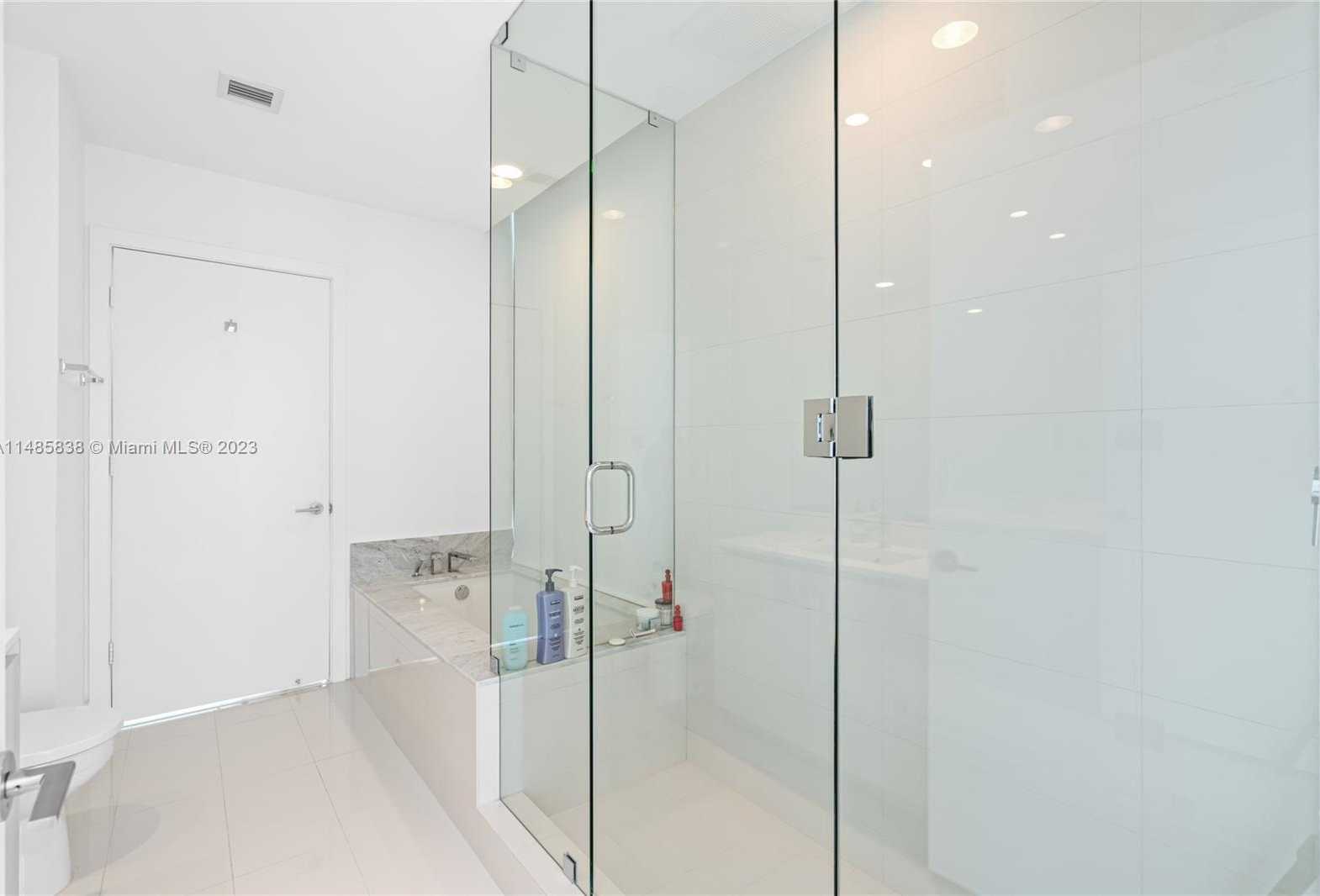 Small Image of 480 NORTH EAST 31 STREET #3907, Miami Number 17