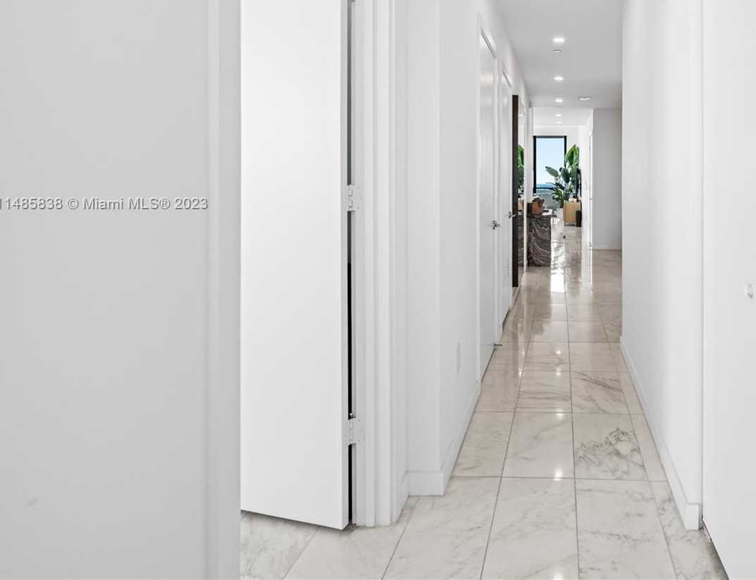 Small Image of 480 NORTH EAST 31 STREET #3907, Miami Number 18